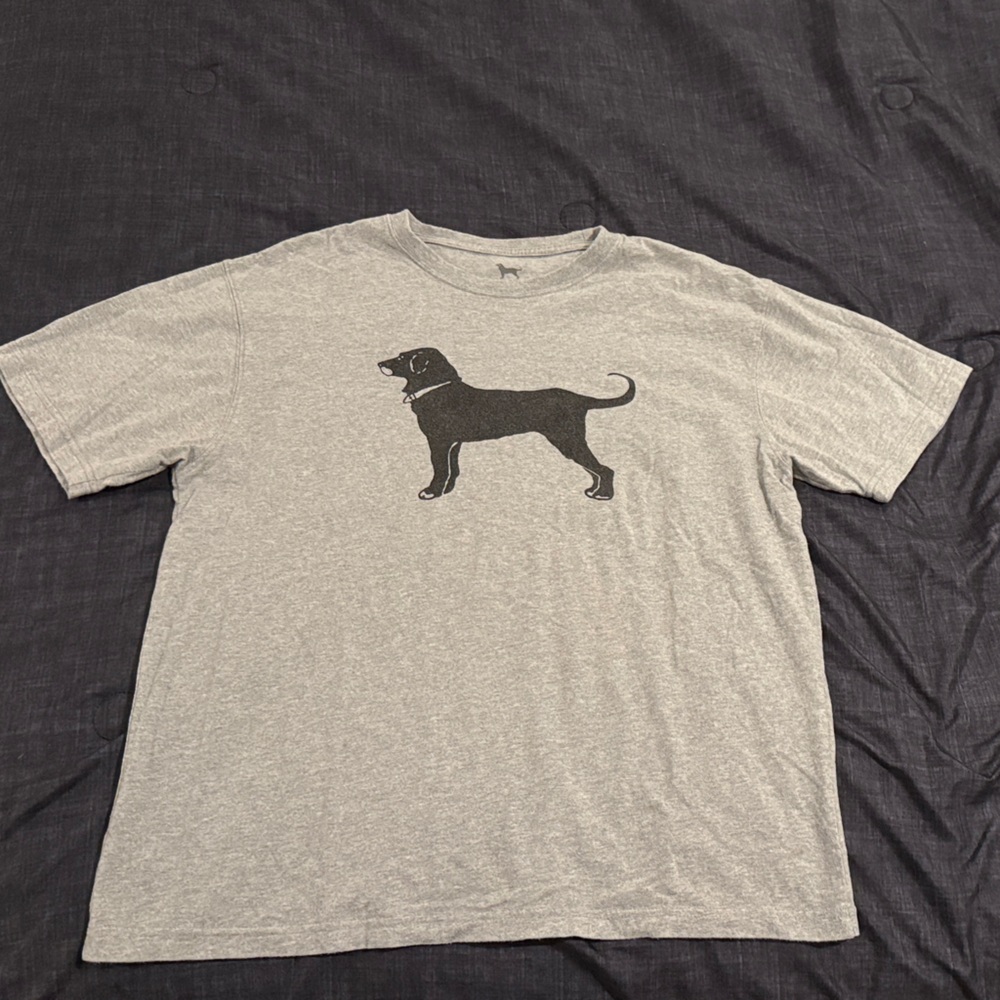 The Black Dog Gray T-Shirt with Black Dog Graphic